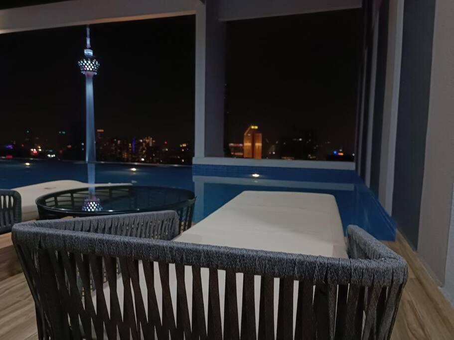 Lux 39a Balcony Klcc View 1 Bedroom Infinity Pool